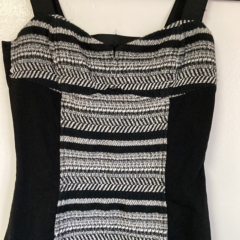 💕DIVIDED H&M DRESS💕 - Picture 6 of 11